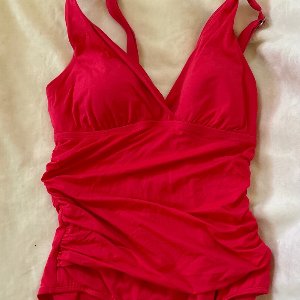 Jantzen One-Piece Bathing suit with scrunching